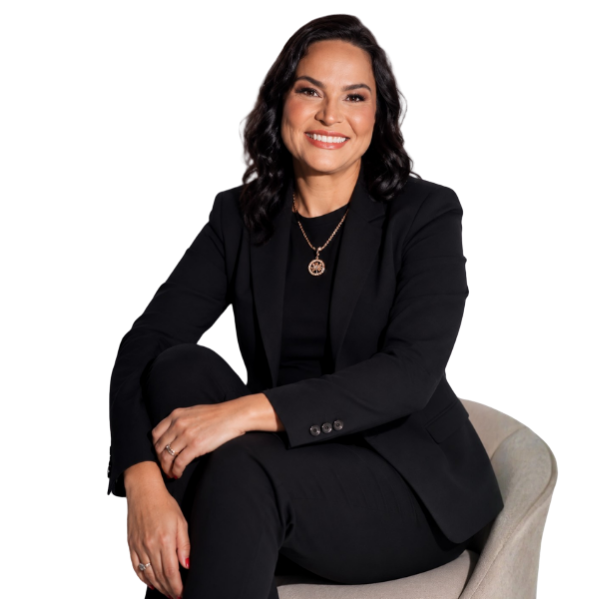 Dra. Carla Stohler Paresque, especialista em harmonização facial em Guaratinguetá